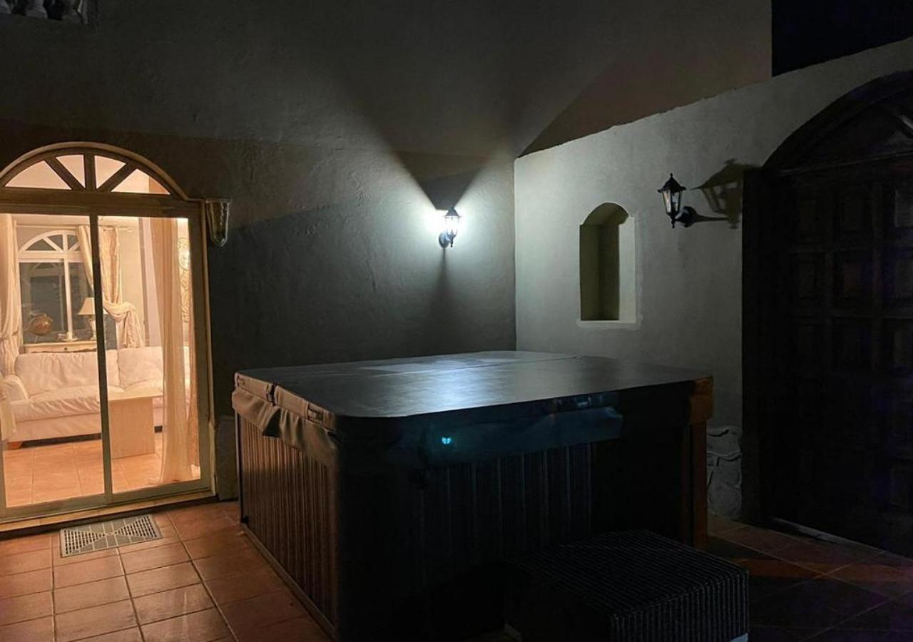 Amazing View El Medano Villa In With Jacuzzi Exterior foto